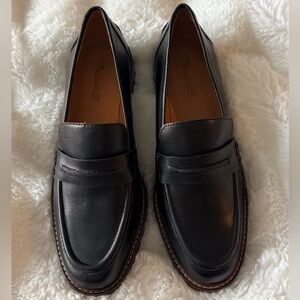 NEW Madewell Black Genuine Leather Loafer Corinne Lugsole